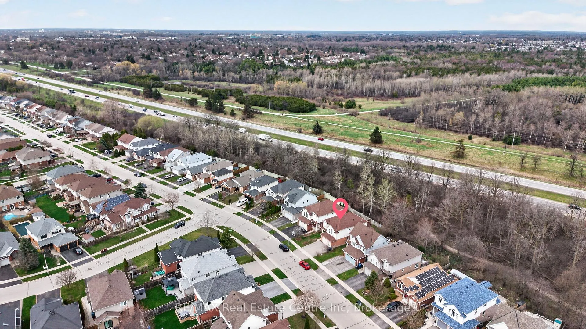 Photo 38 of 29 Milson Crescent, Guelph, Kortright Hills — HOMEH