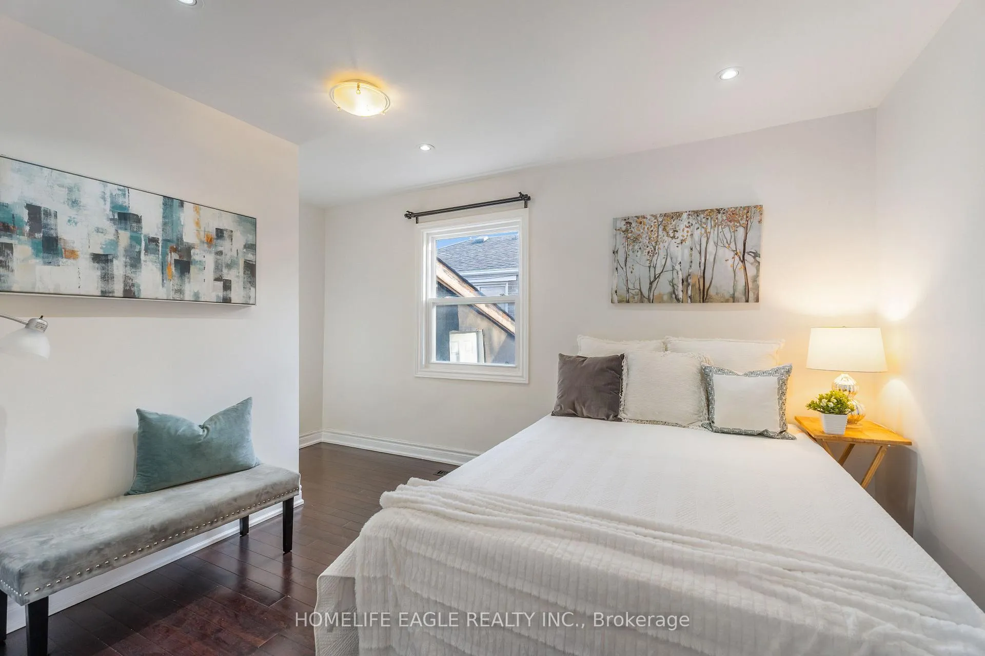 Photo 11 of 20 Maywood Park, Scarborough, Kennedy Park — HOMEH