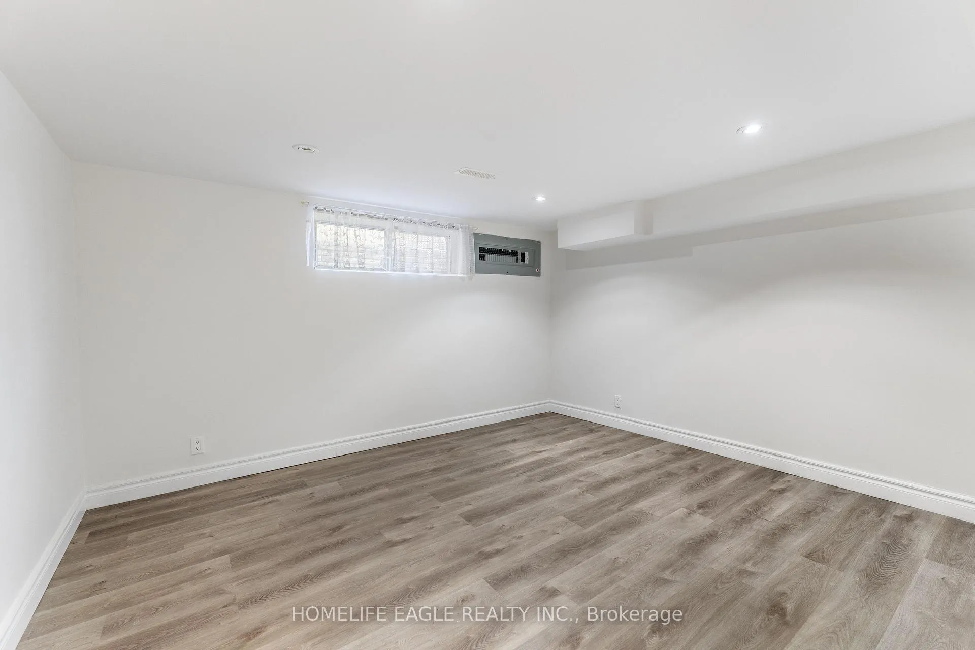 Photo 19 of 20 Maywood Park, Scarborough, Kennedy Park — HOMEH