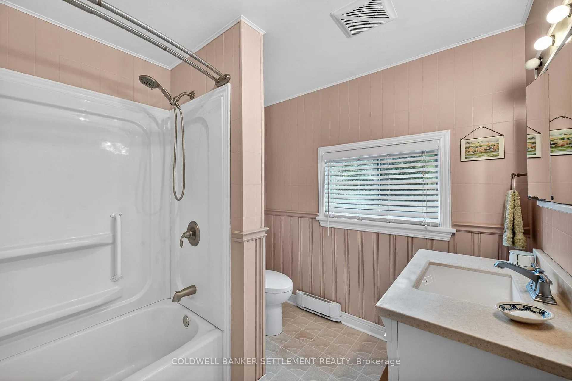 Photo 24 of 33 B3 Road, Rideau Lakes, Rideau Lakes (South Elmsley) Twp — HOMEH