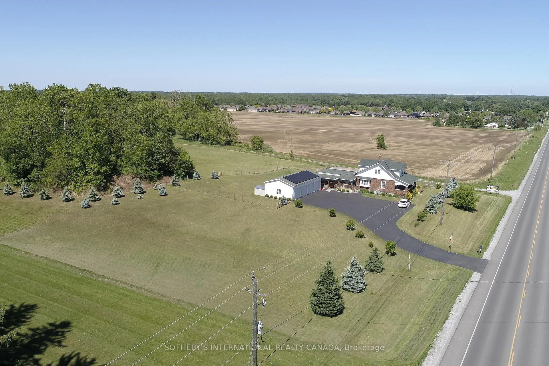 Photo 3 of 589 Highway 6, Norfolk, Port Dover — HOMEH