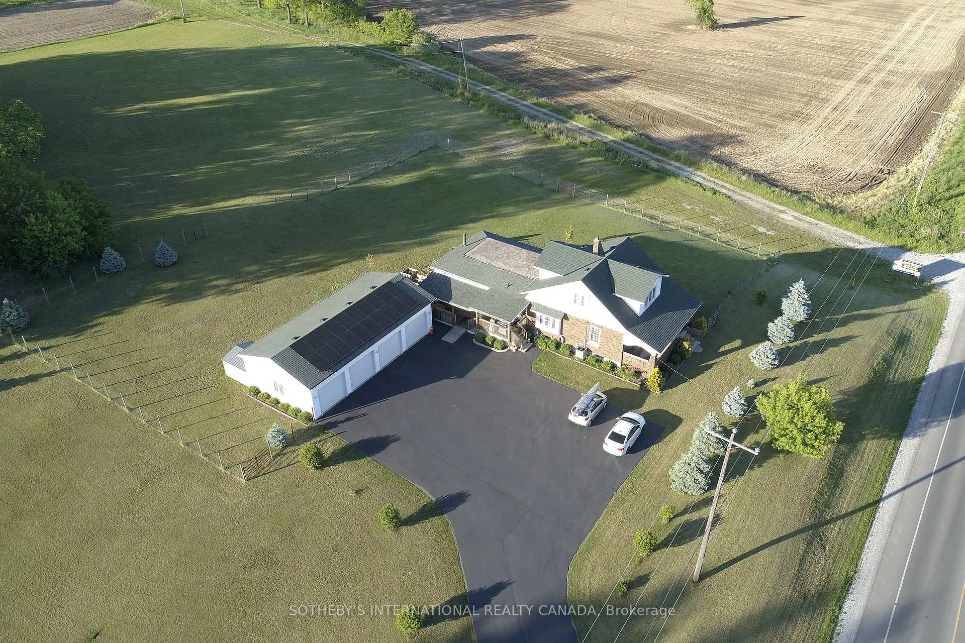 Photo 10 of 589 Highway 6, Norfolk, Port Dover — HOMEH