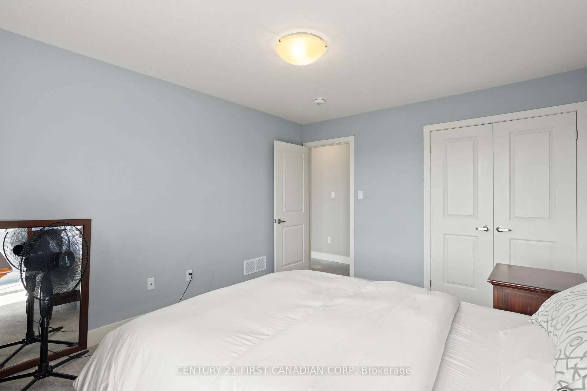 Photo 24 of 2428 Irish Moss Road, London, South U — HOMEH