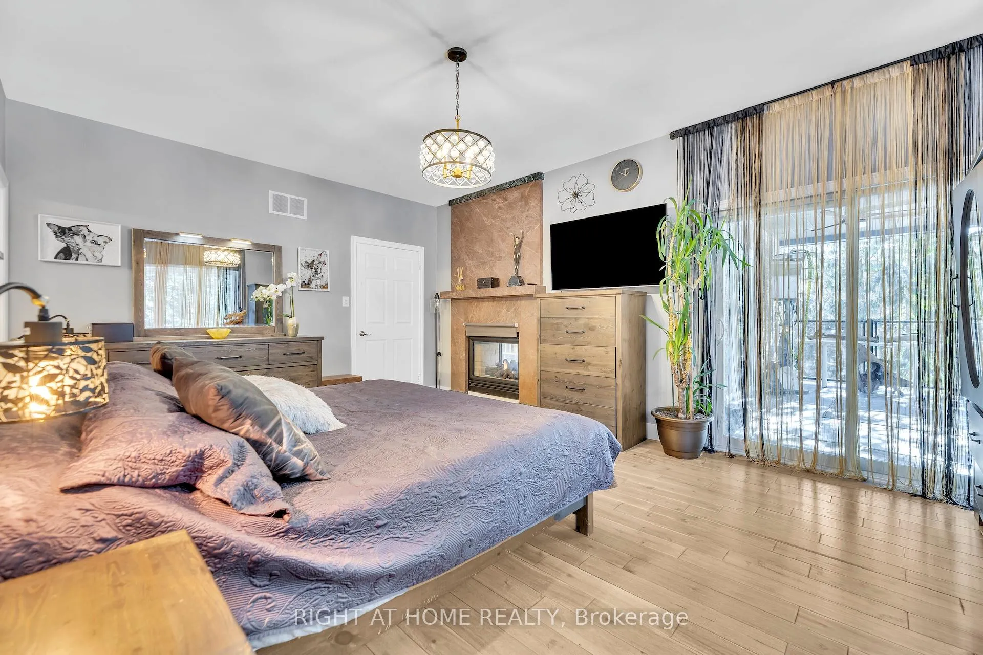 Photo 20 of 600 Henderson Drive, Aurora, Aurora Highlands — HOMEH