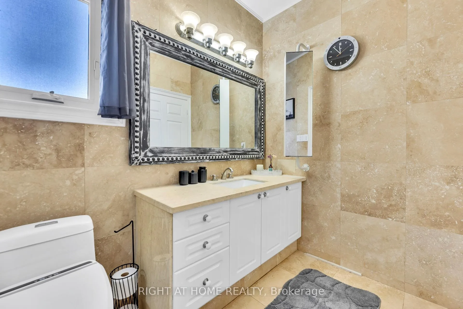 Photo 22 of 600 Henderson Drive, Aurora, Aurora Highlands — HOMEH