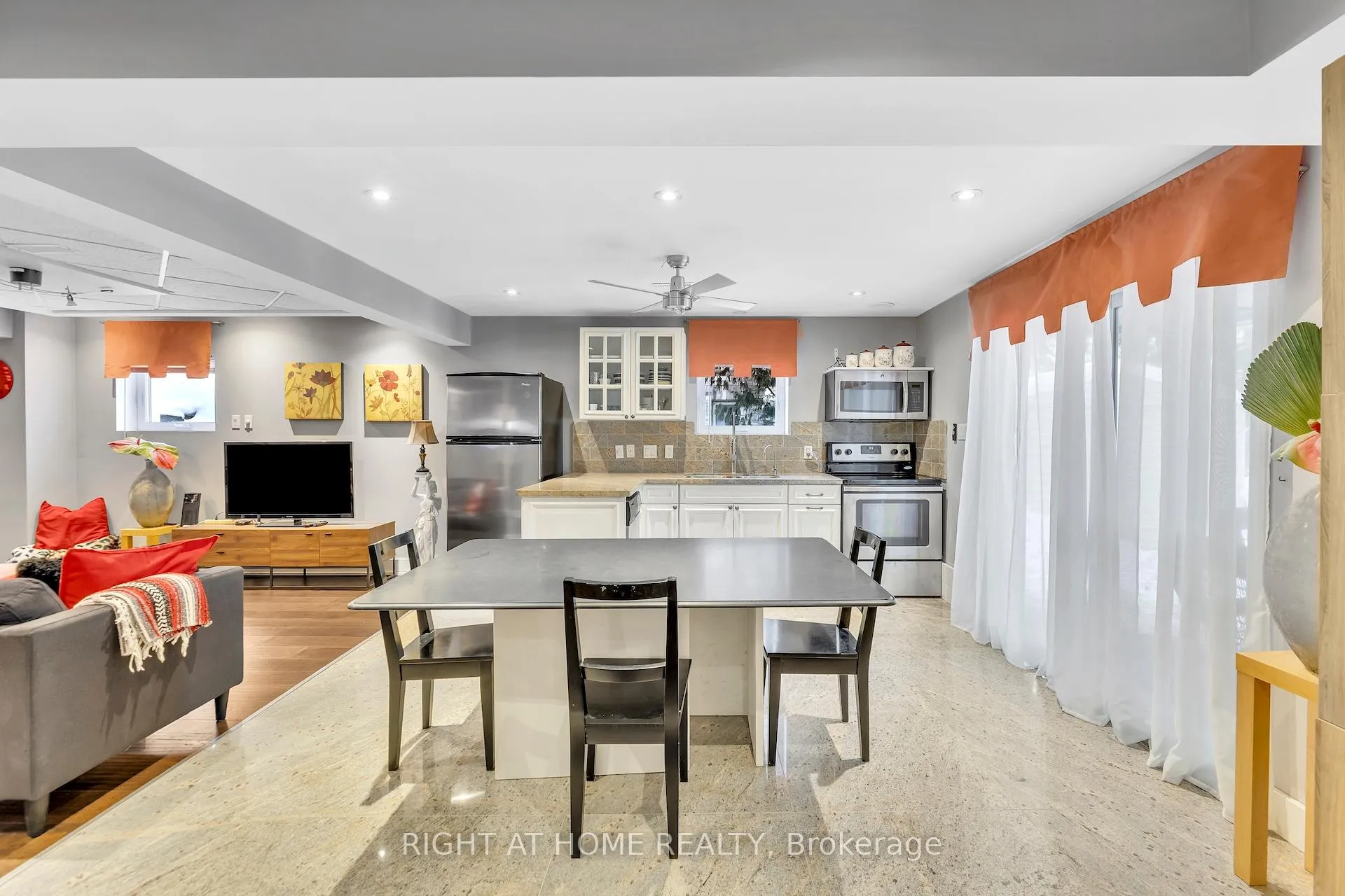 Photo 30 of 600 Henderson Drive, Aurora, Aurora Highlands — HOMEH