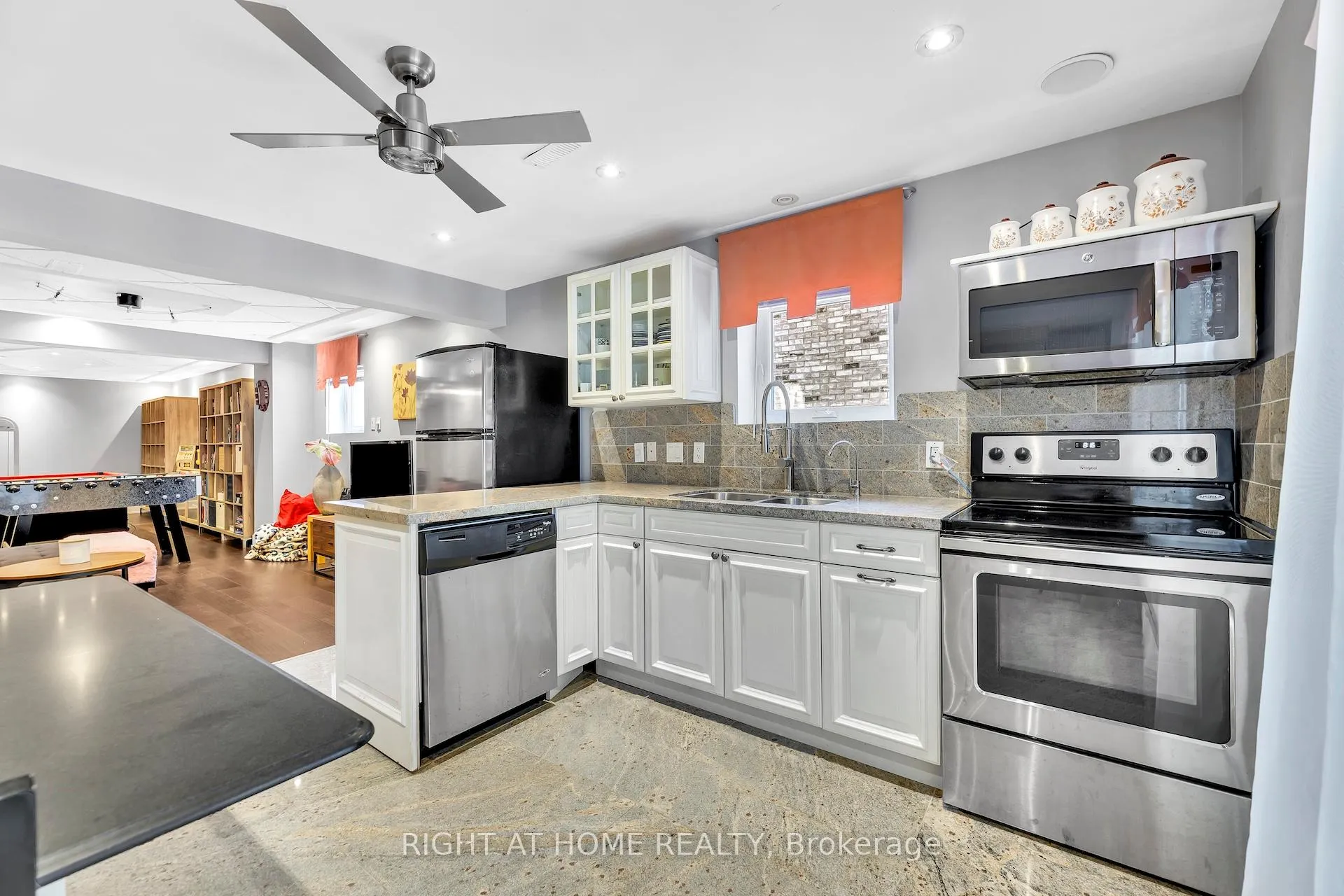 Photo 31 of 600 Henderson Drive, Aurora, Aurora Highlands — HOMEH