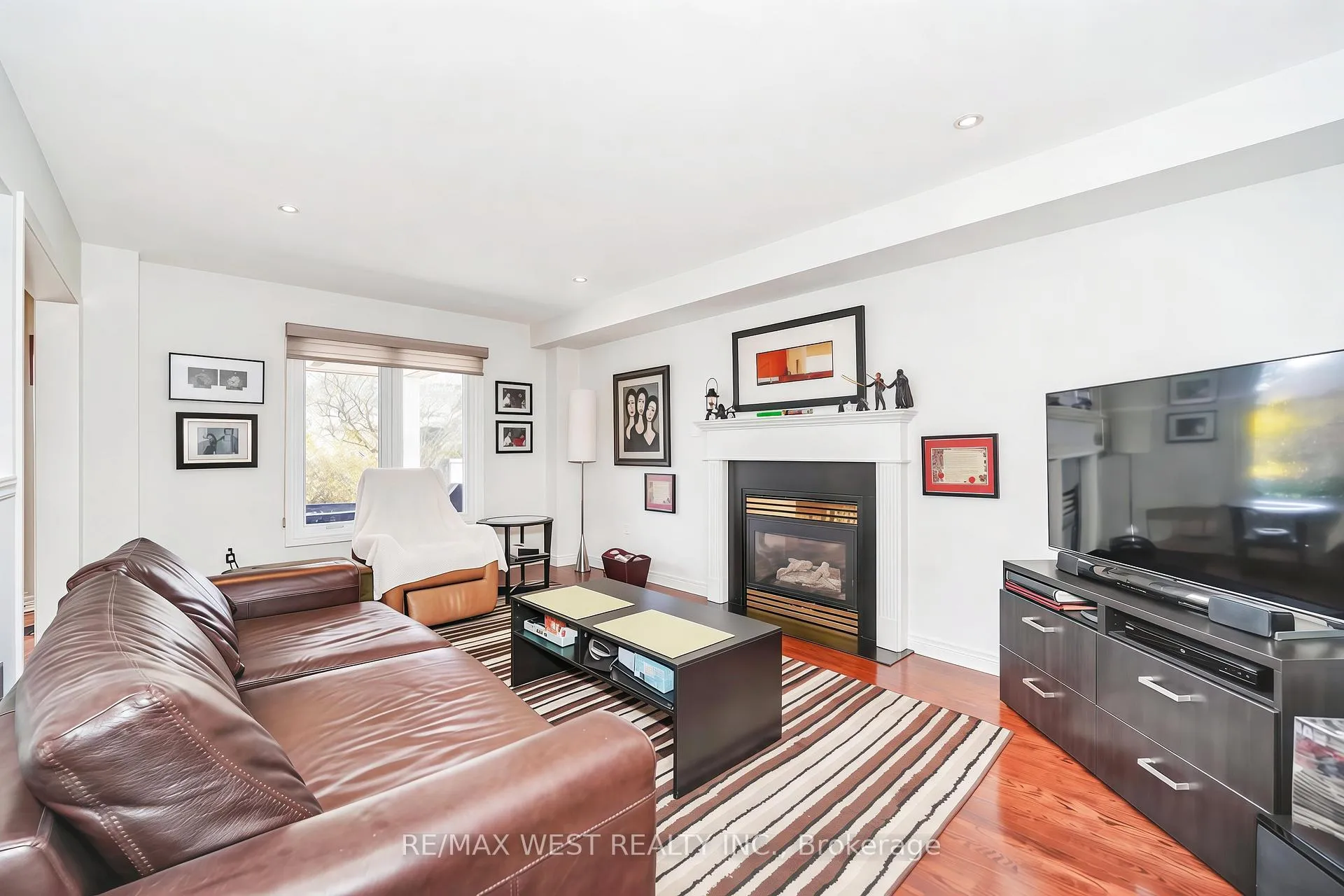 Photo 7 of 61 Shawbridge Boulevard, Vaughan, Islington Woods — HOMEH