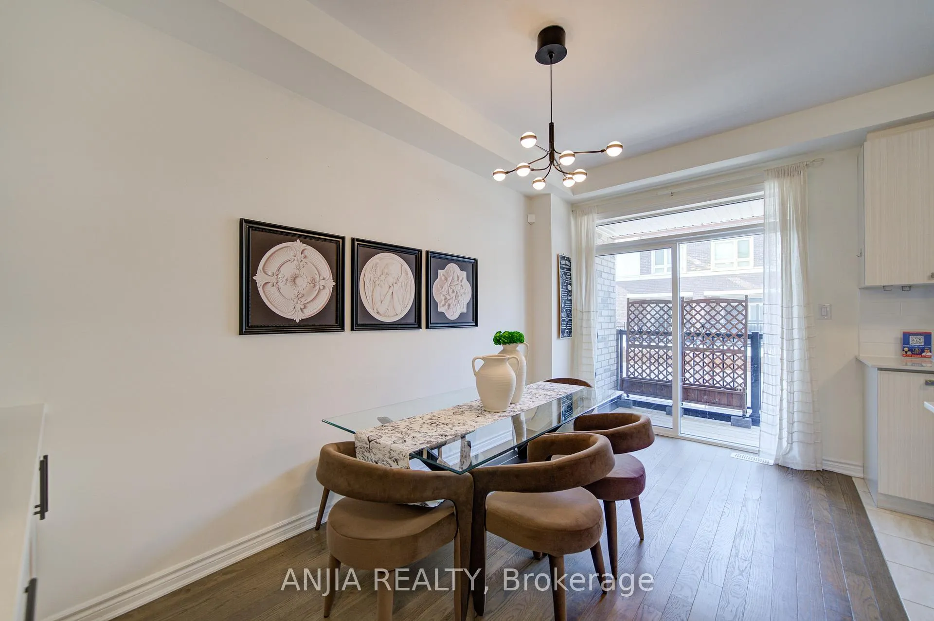 Photo 15 of 64 Chicago Lane, Markham, Wismer — HOMEH