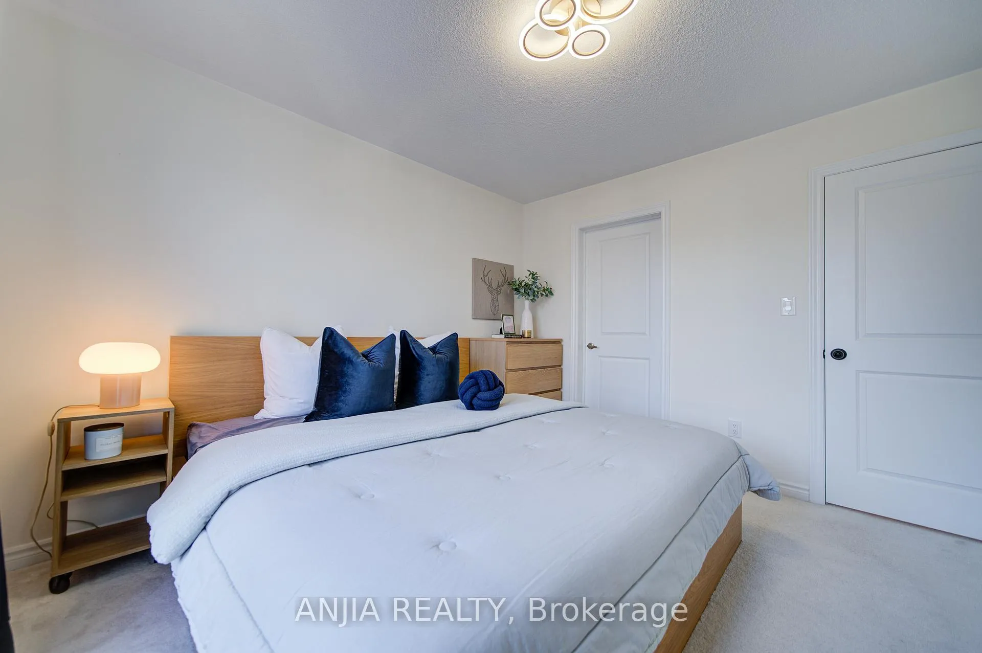 Photo 36 of 64 Chicago Lane, Markham, Wismer — HOMEH