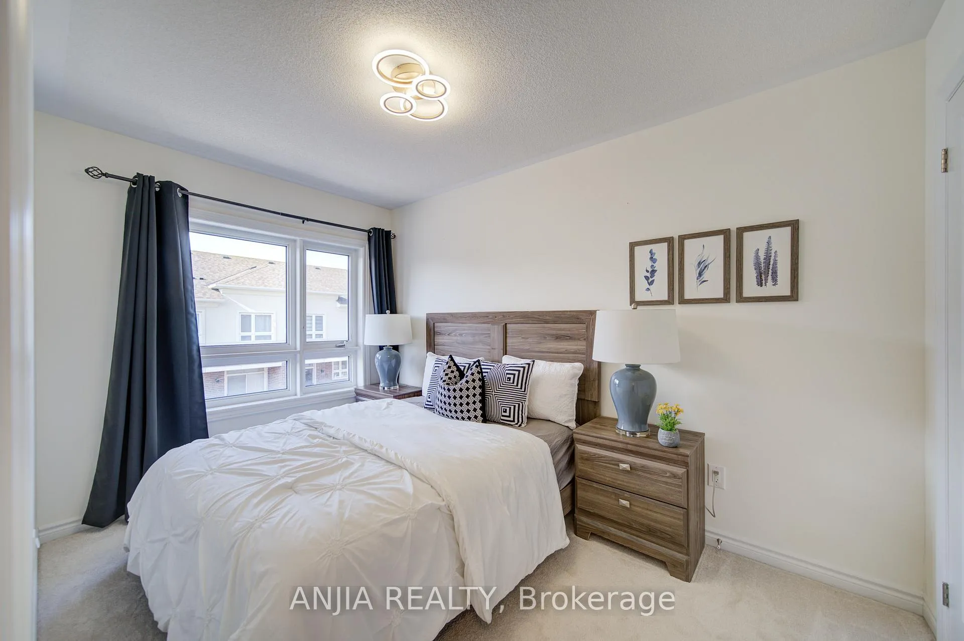 Photo 38 of 64 Chicago Lane, Markham, Wismer — HOMEH