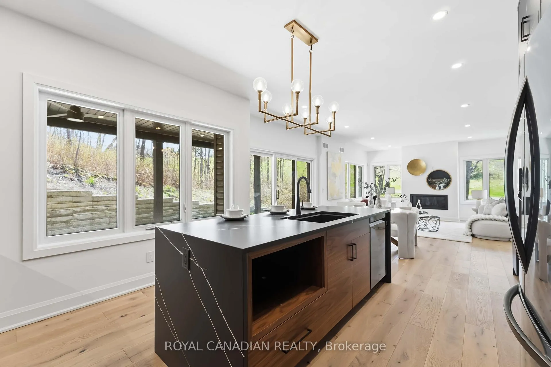 Photo 9 of 119 Welland Vale Road, St. Catharines, Grapeview — HOMEH
