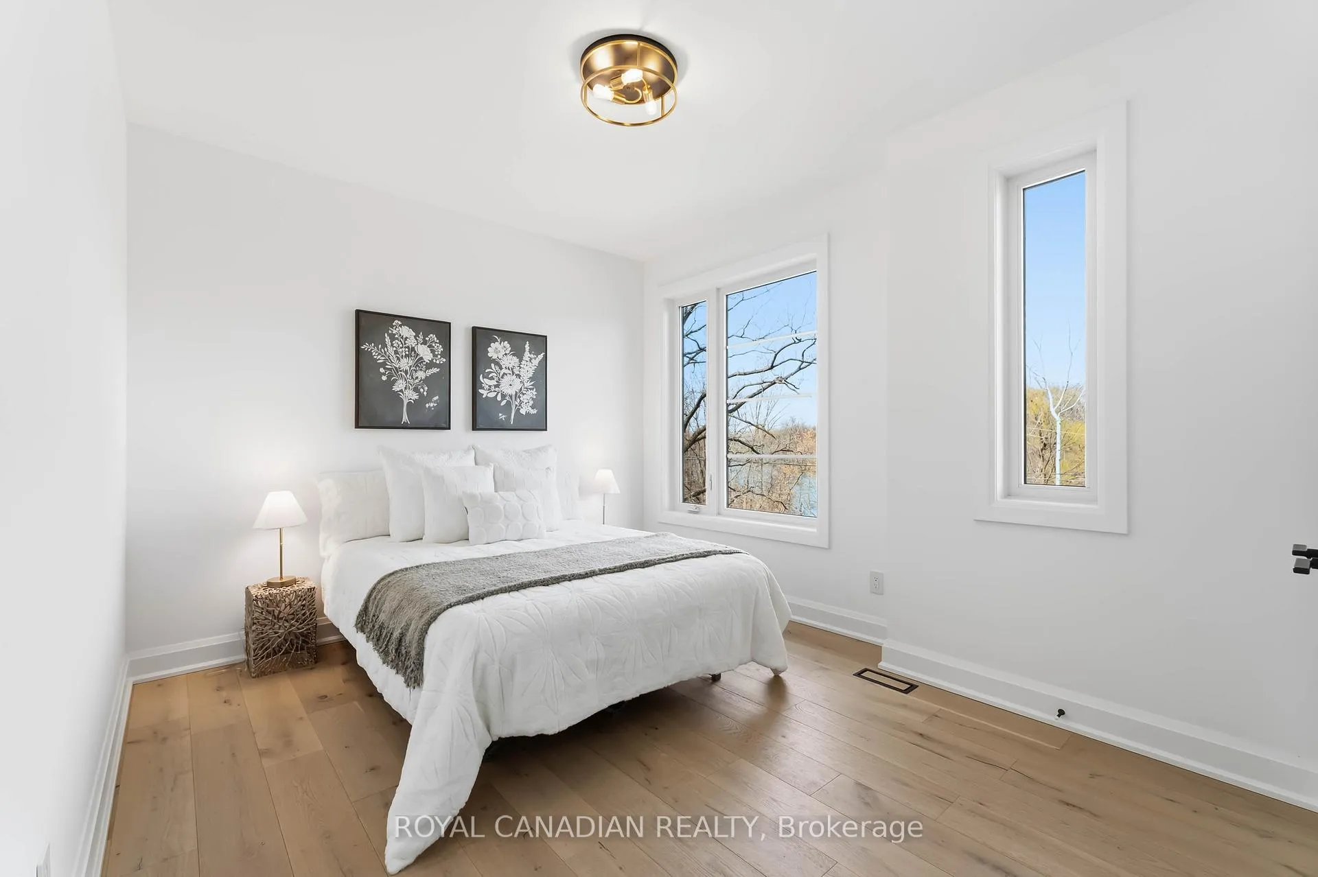 Photo 15 of 119 Welland Vale Road, St. Catharines, Grapeview — HOMEH