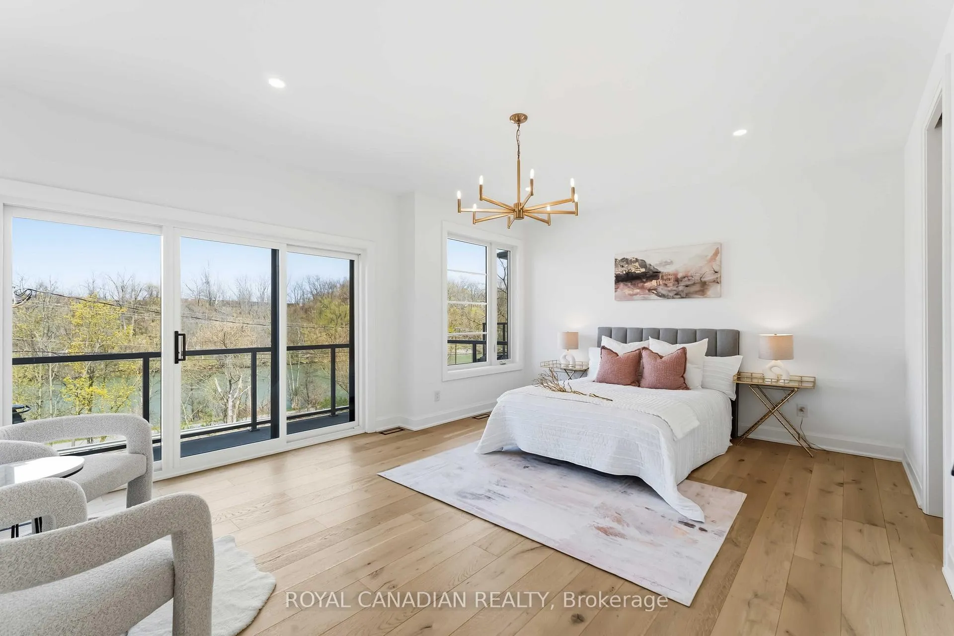 Photo 16 of 119 Welland Vale Road, St. Catharines, Grapeview — HOMEH