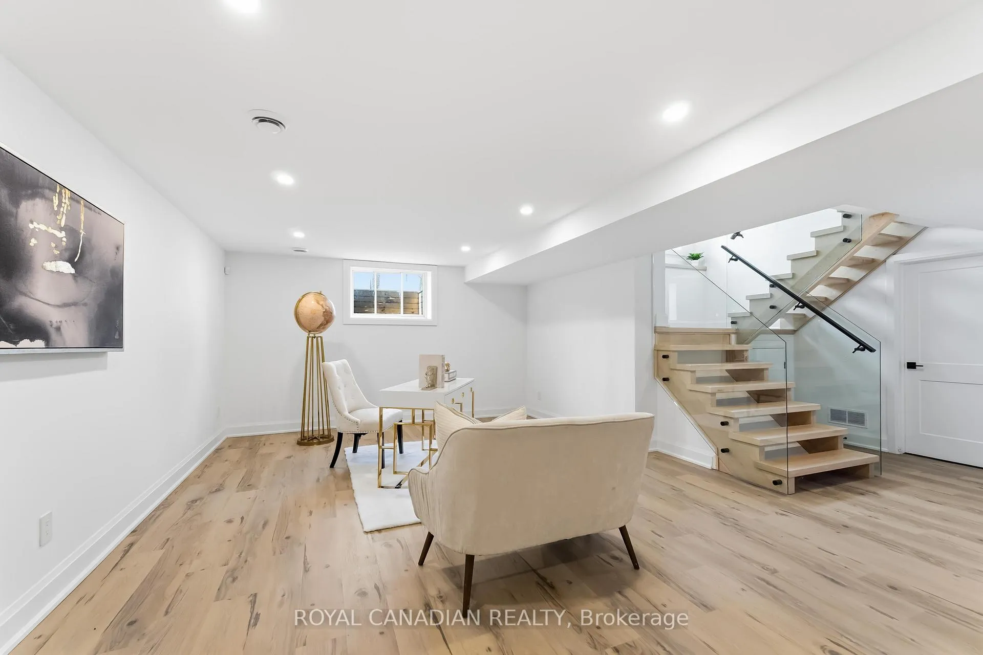 Photo 24 of 119 Welland Vale Road, St. Catharines, Grapeview — HOMEH