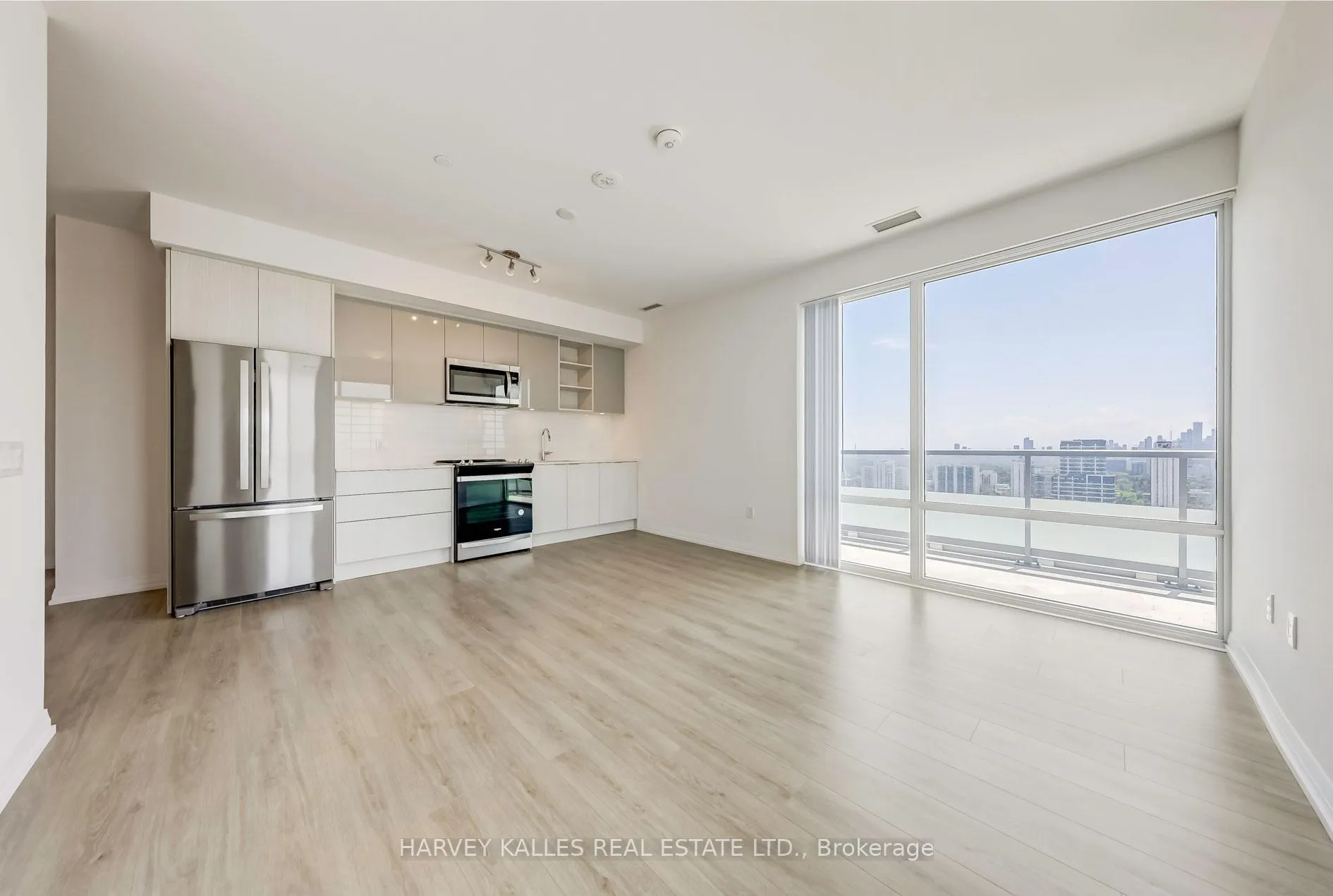 Photo 3 of Unit PH19, 50 Dunfield Avenue, Toronto, Mount Pleasant West — HOMEH