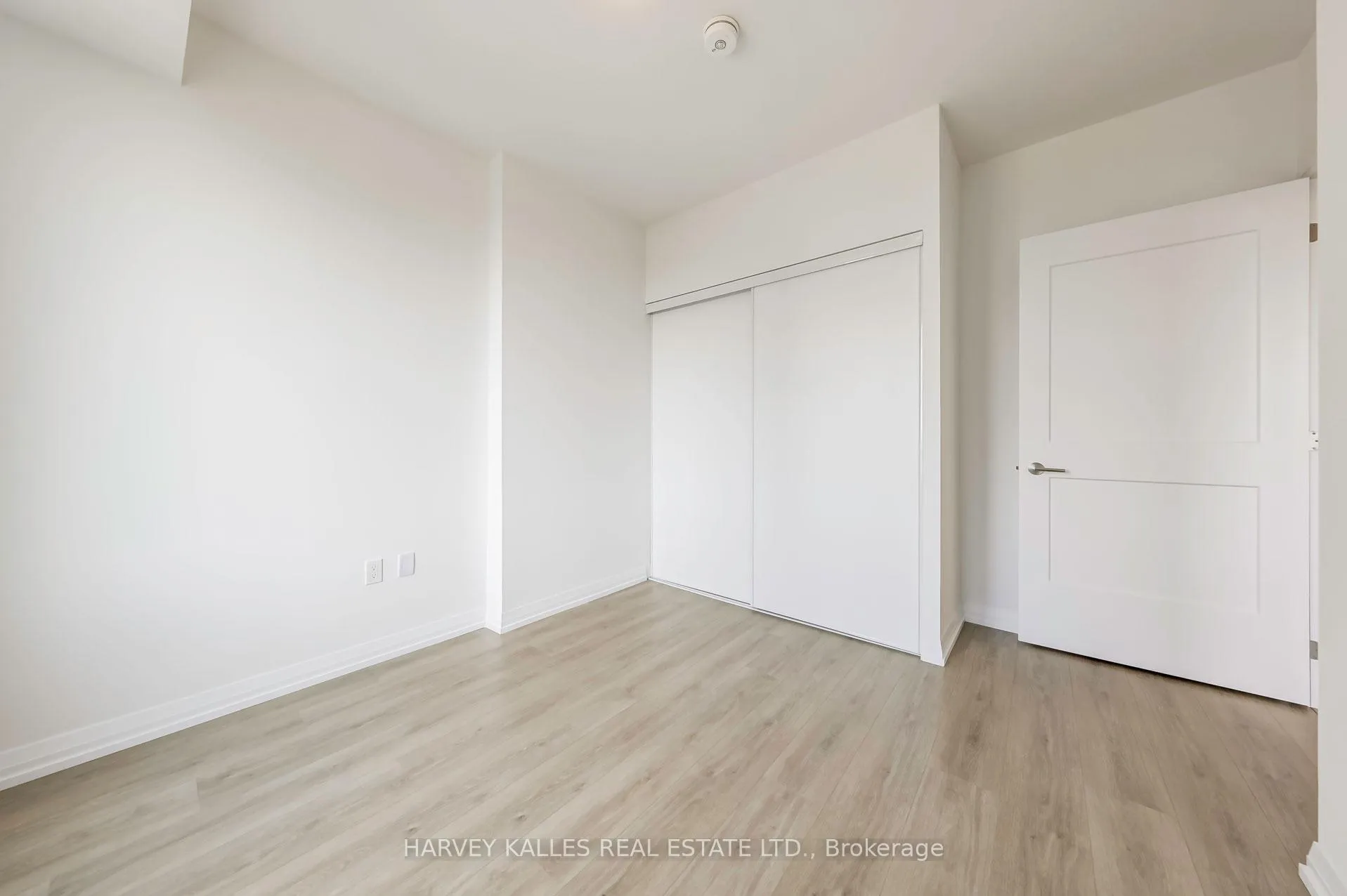 Photo 9 of Unit PH19, 50 Dunfield Avenue, Toronto, Mount Pleasant West — HOMEH