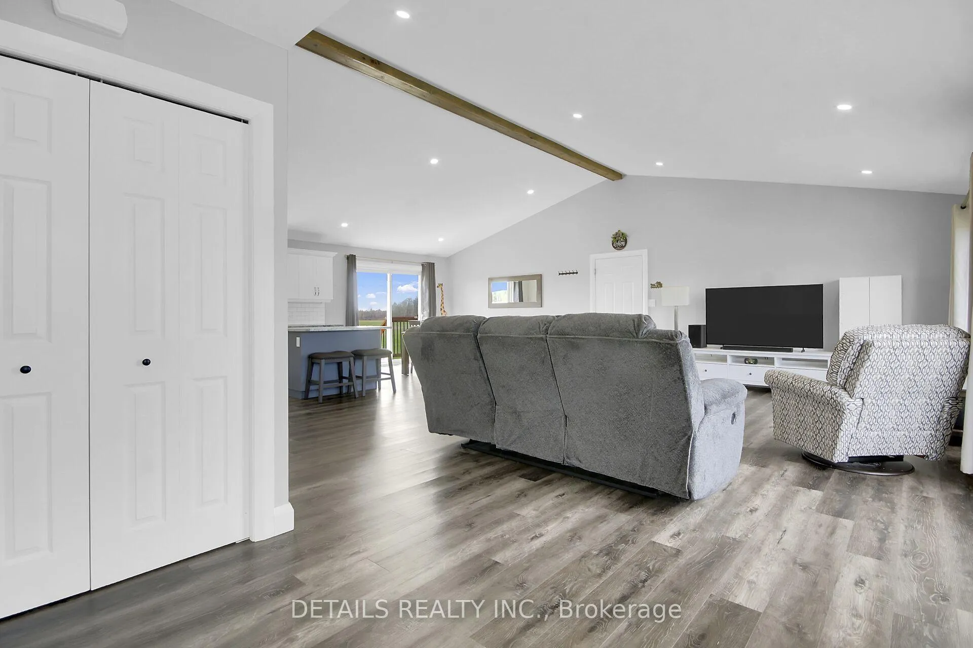 Photo 6 of 1408 Merkley Road, North Dundas, North Dundas (Mountain) Twp — HOMEH