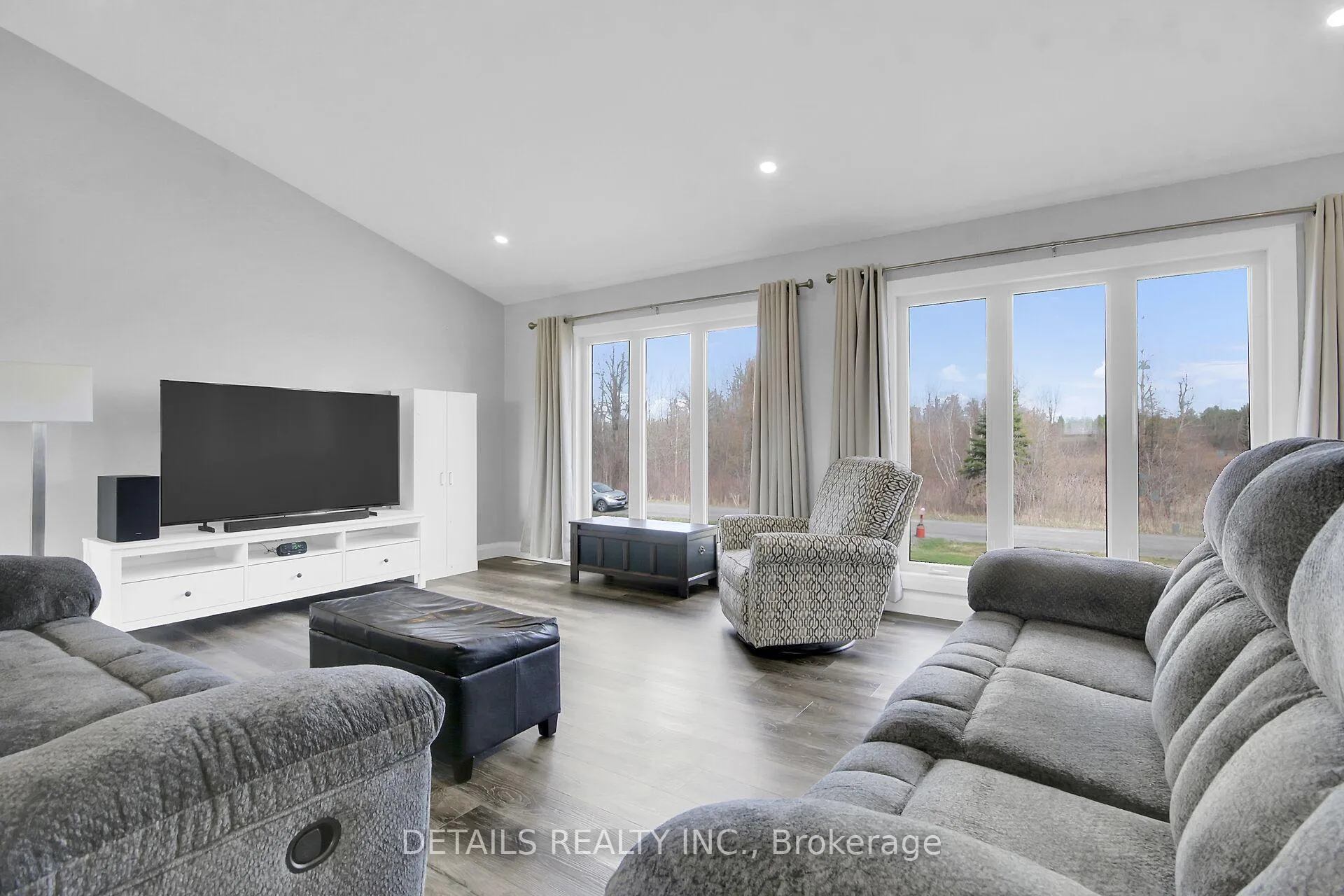 Photo 7 of 1408 Merkley Road, North Dundas, North Dundas (Mountain) Twp — HOMEH