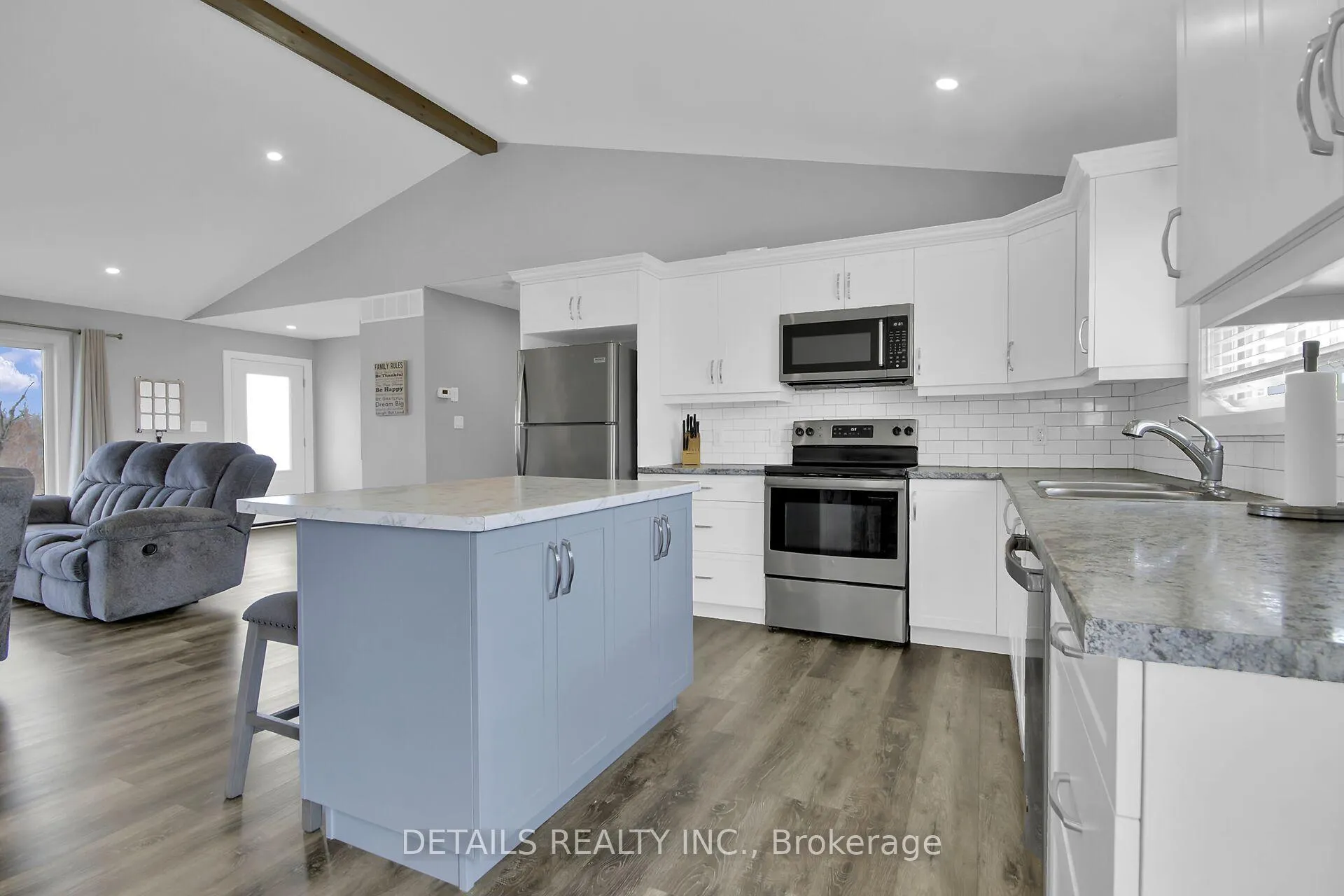 Photo 11 of 1408 Merkley Road, North Dundas, North Dundas (Mountain) Twp — HOMEH