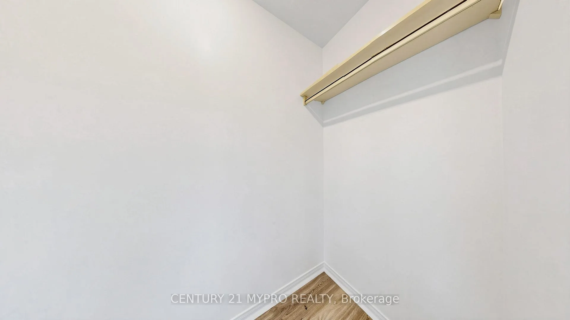 Photo 23 of 1399 Anton Square, Pickering, Liverpool — HOMEH