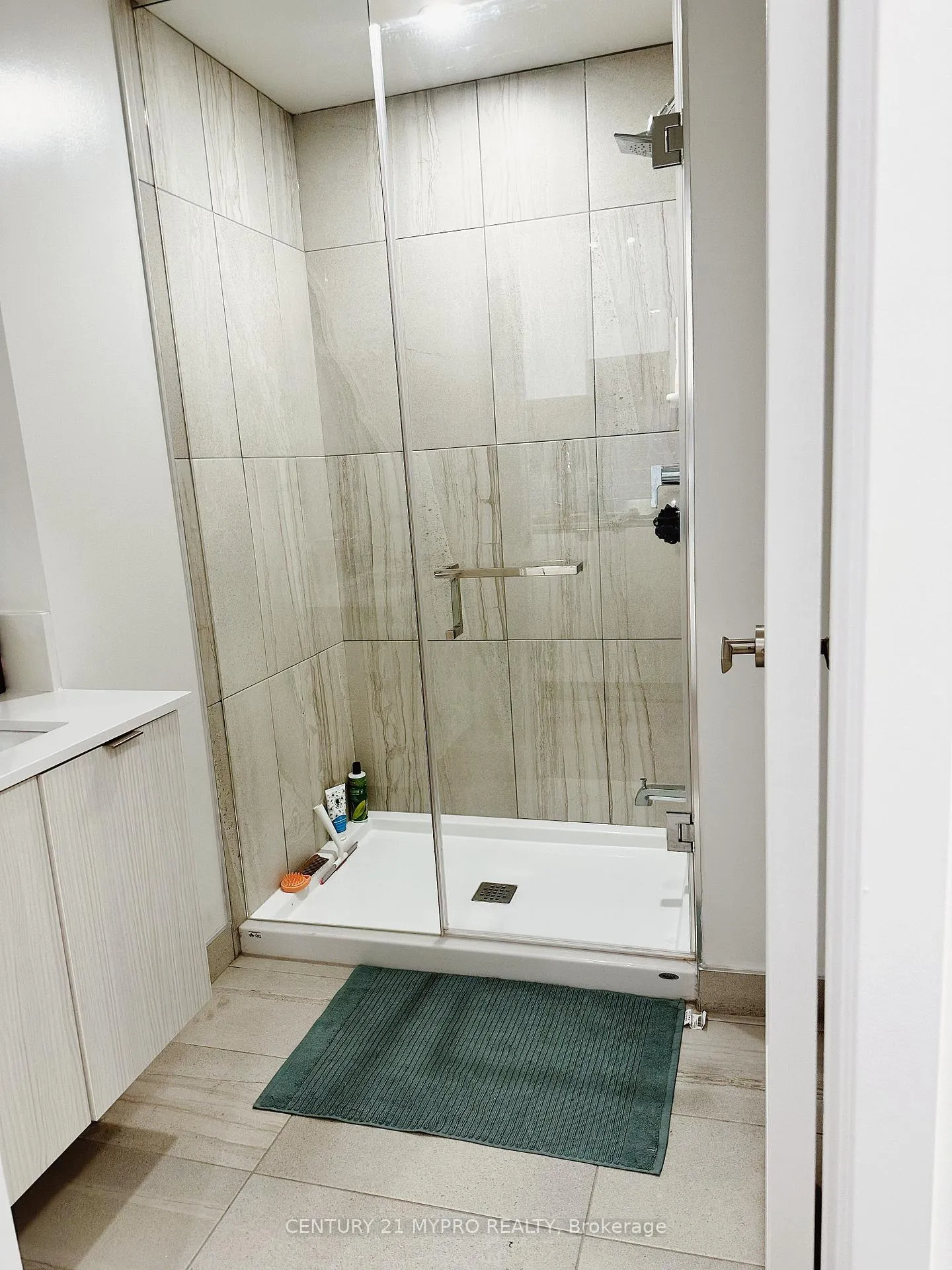 Photo 5 of Unit 3416, 195 Redpath Avenue, Toronto, Mount Pleasant West — HOMEH