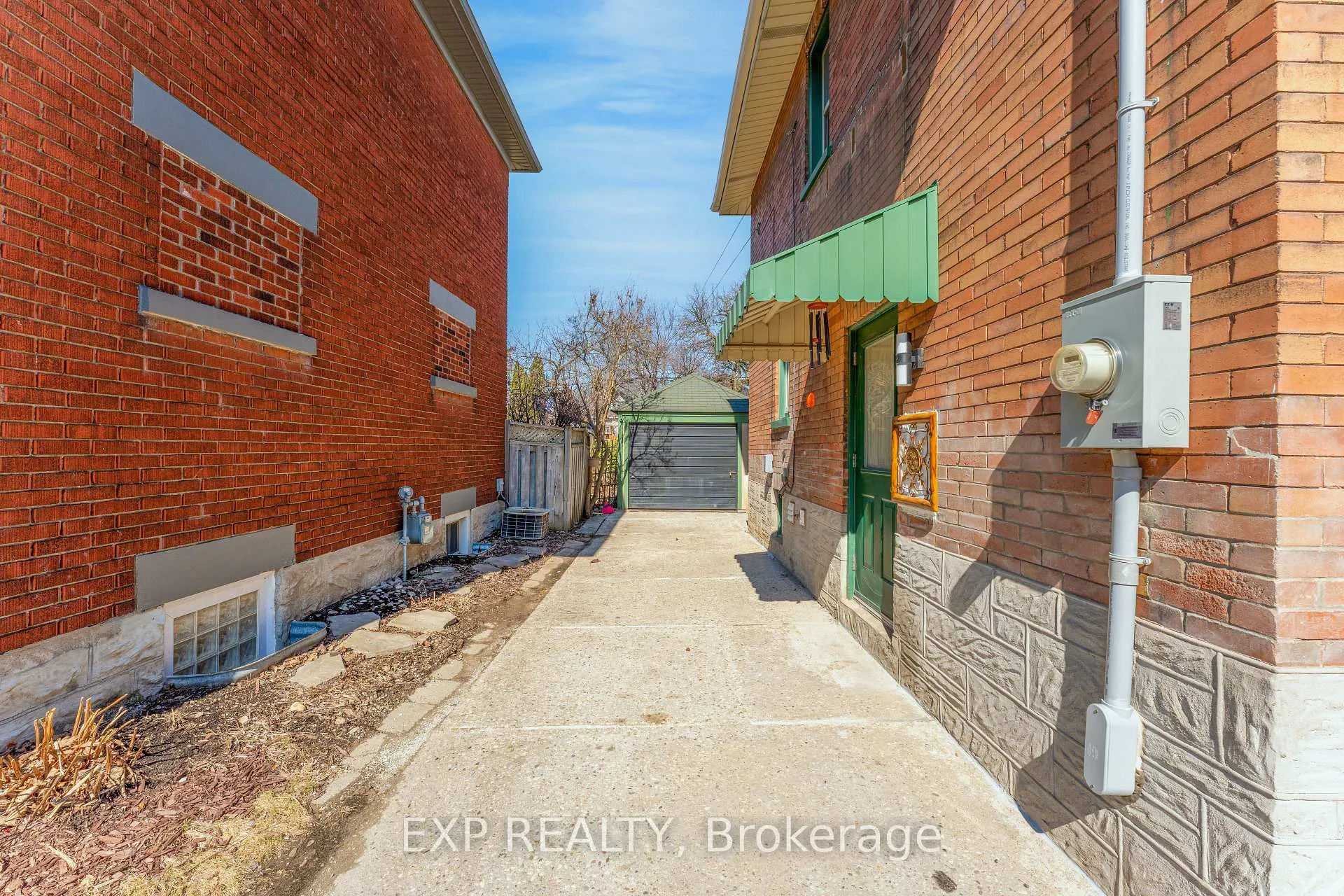 Photo 39 of 24 Onward Avenue, Kitchener — HOMEH