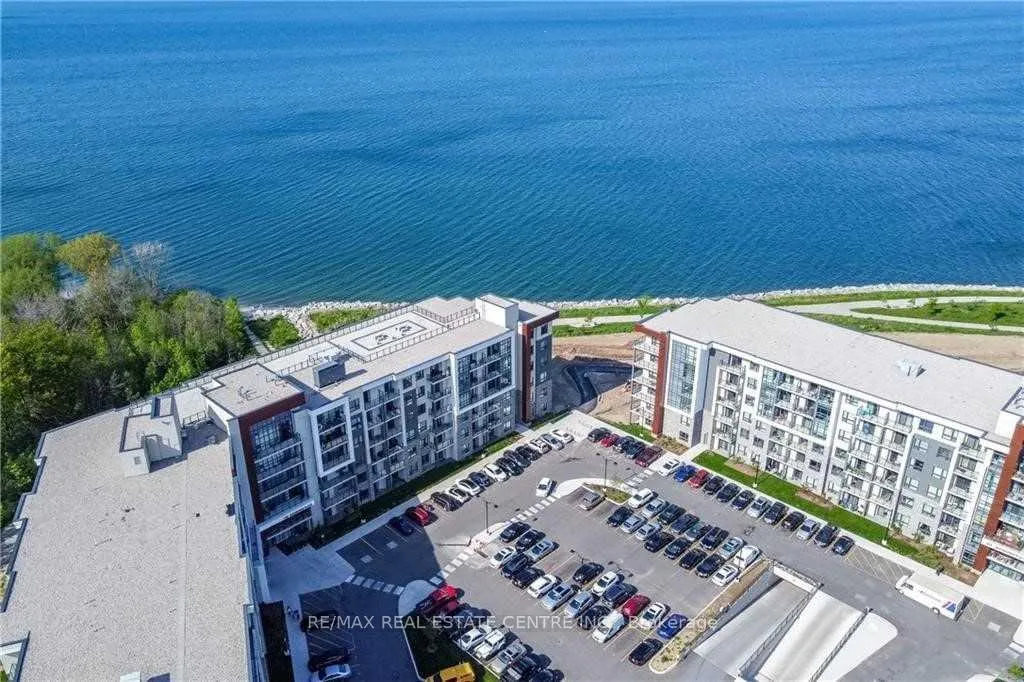 Photo 2 of Unit 332, 101 Shoreview Place, Hamilton, Lakeshore — HOMEH