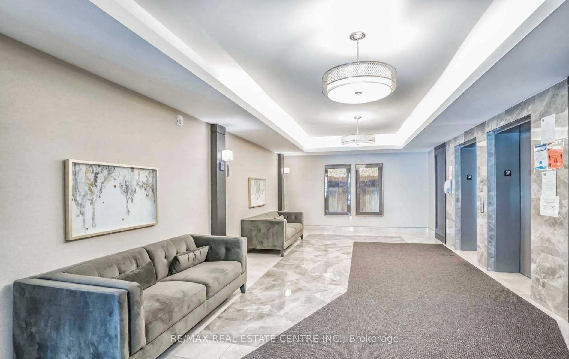 Photo 3 of Unit 332, 101 Shoreview Place, Hamilton, Lakeshore — HOMEH