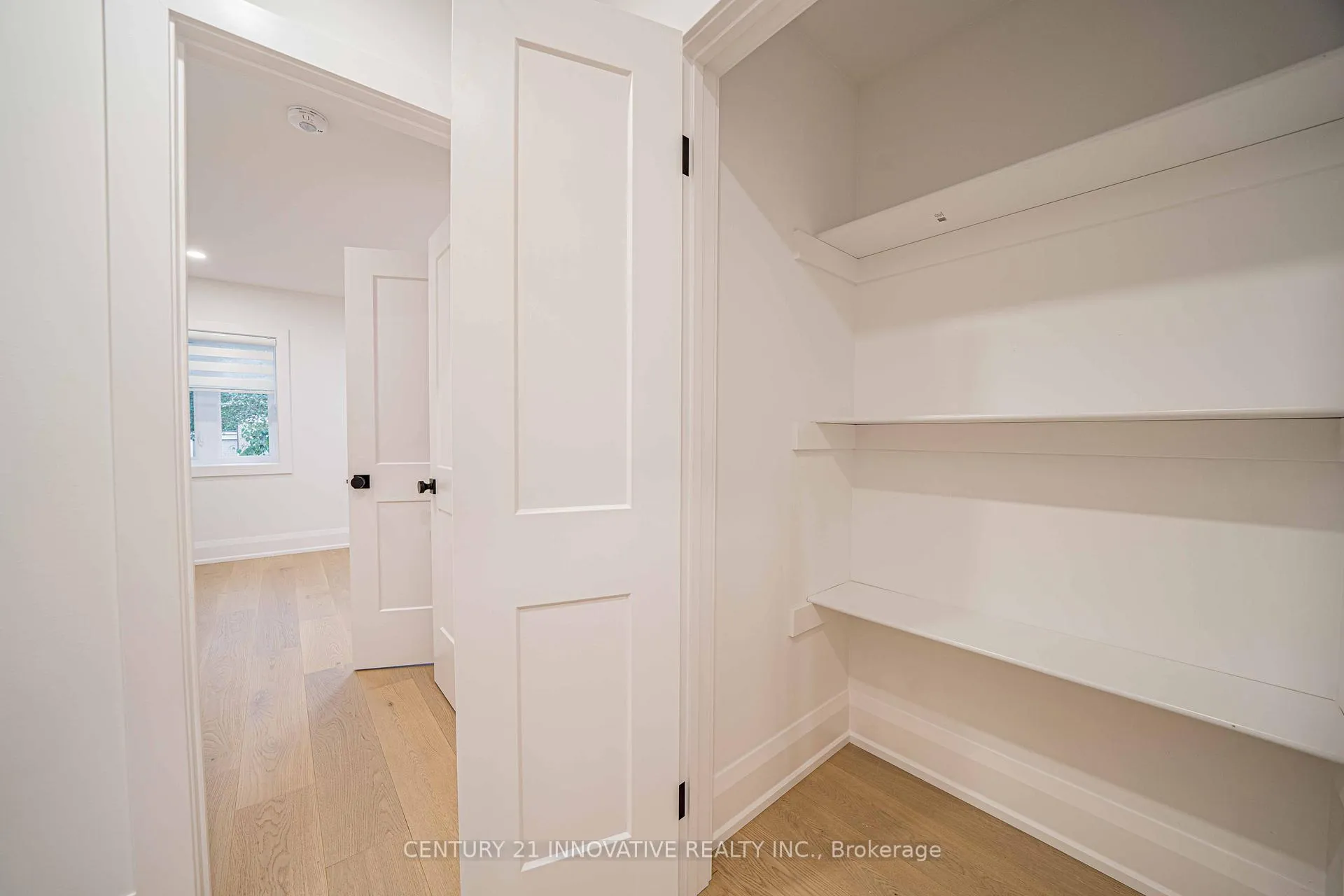 Photo 21 of 58 Carsbrooke Road, Etobicoke, Etobicoke West Mall — HOMEH