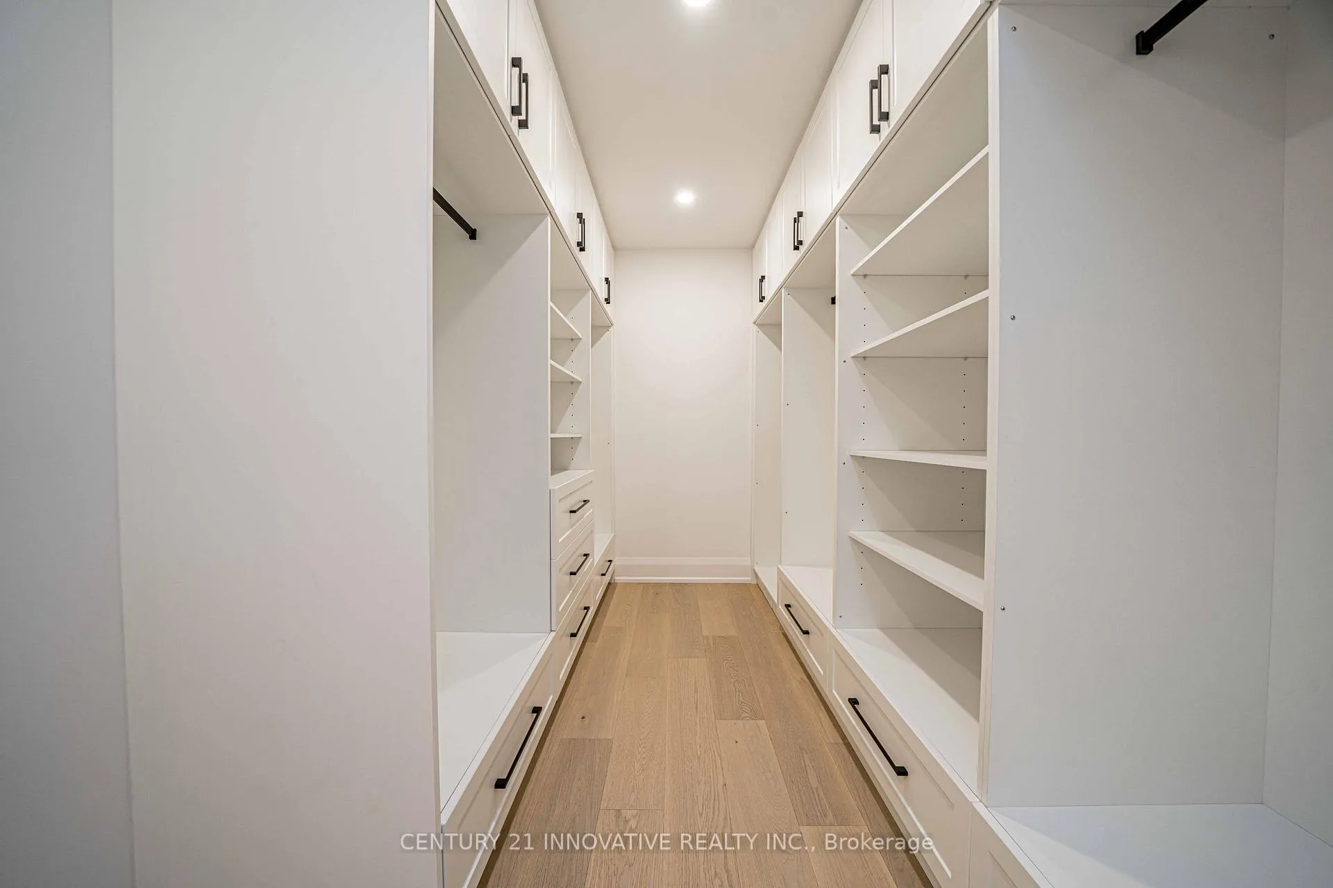 Photo 27 of 58 Carsbrooke Road, Etobicoke, Etobicoke West Mall — HOMEH