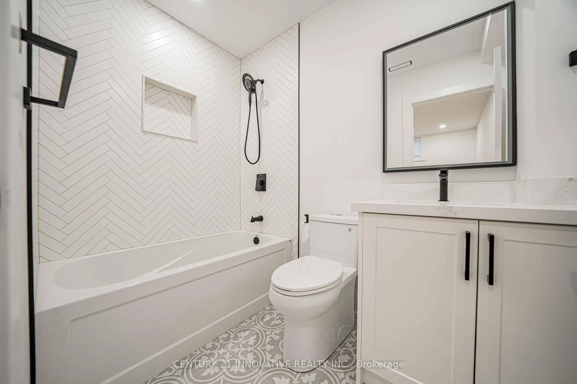 Photo 37 of 58 Carsbrooke Road, Etobicoke, Etobicoke West Mall — HOMEH