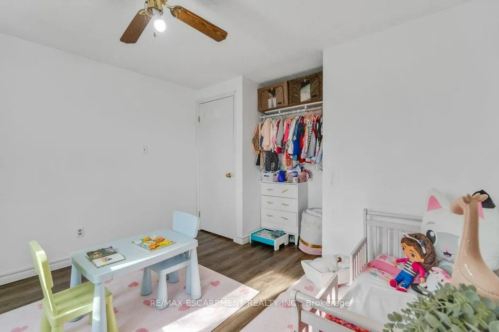 Photo 15 of 28 Kathleen Street, Brant, Paris — HOMEH