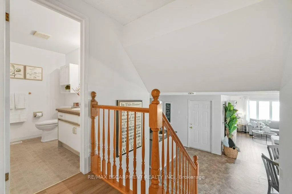 Photo 16 of 28 Kathleen Street, Brant, Paris — HOMEH