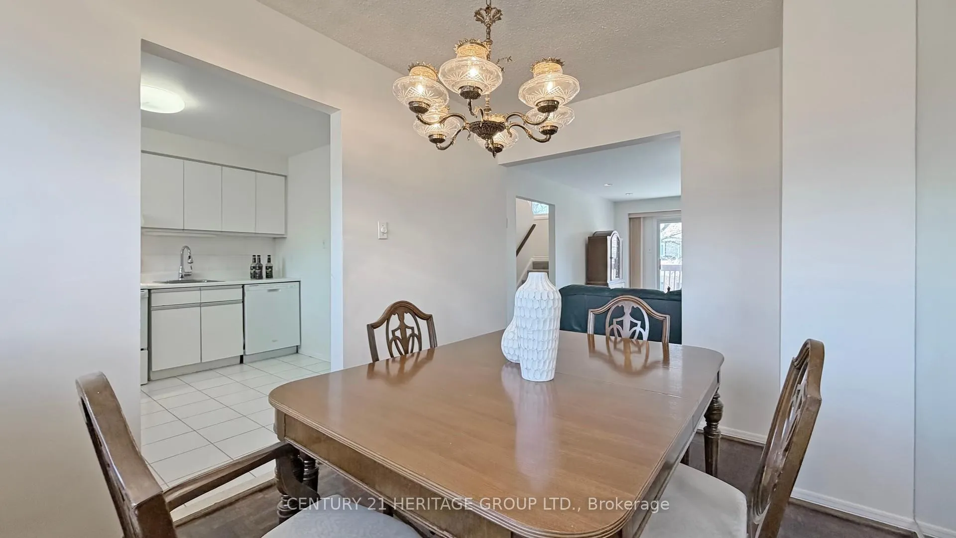 Photo 10 of 14 Dunkeld Way, Markham, Royal Orchard — HOMEH