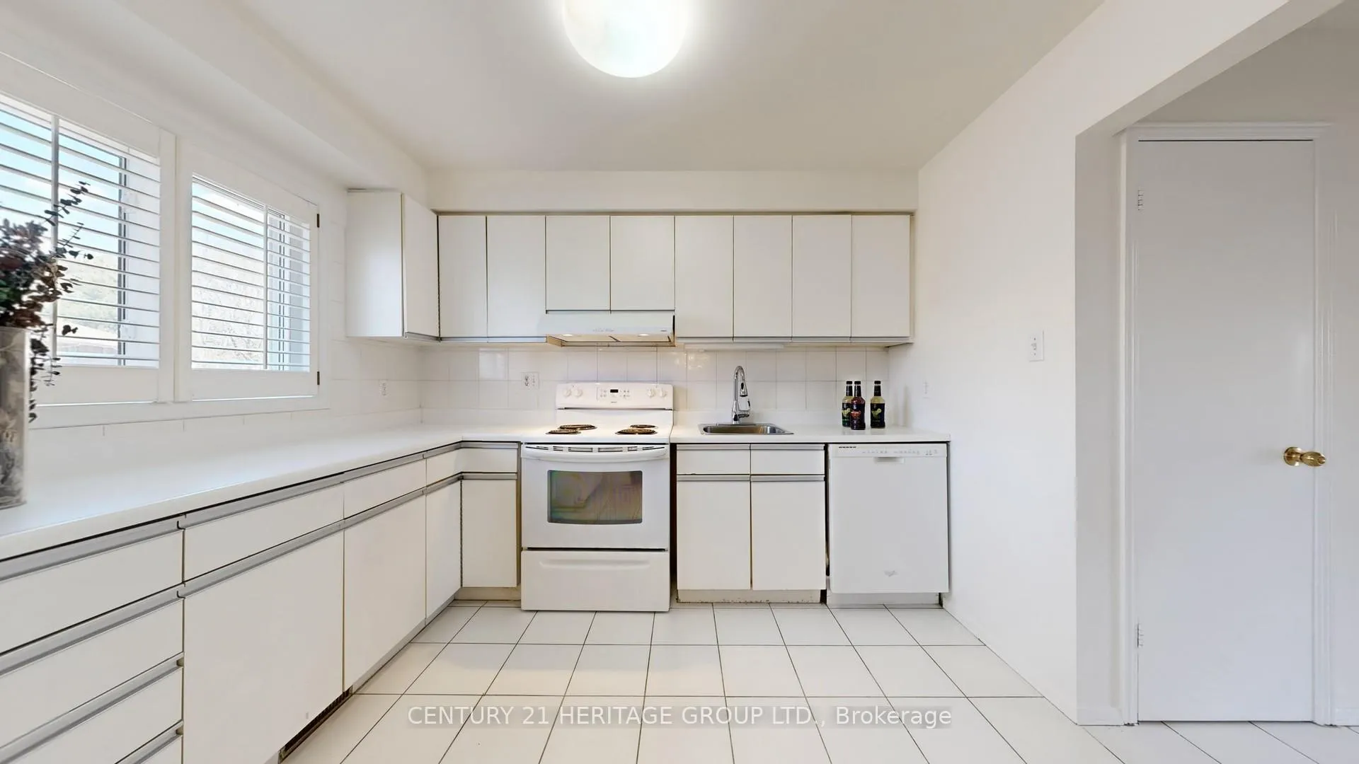 Photo 13 of 14 Dunkeld Way, Markham, Royal Orchard — HOMEH