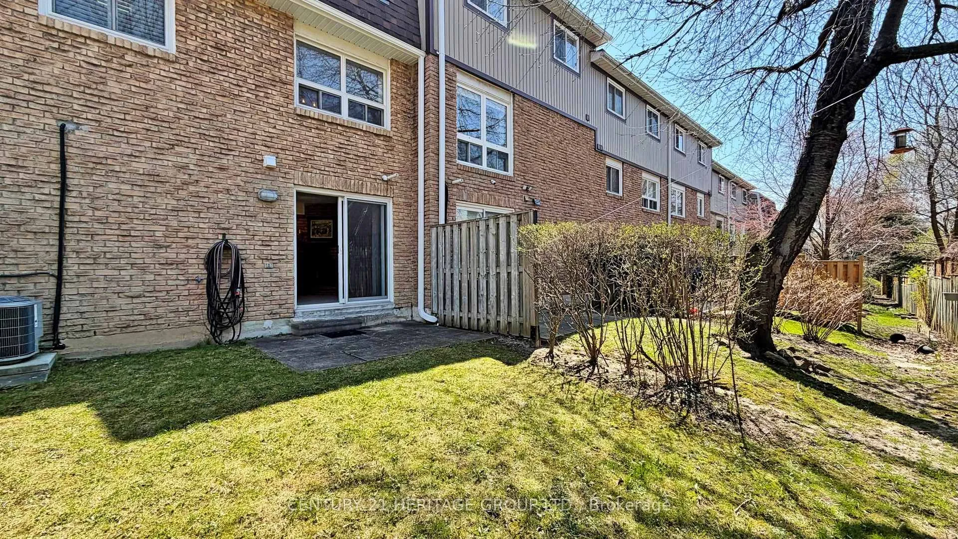 Photo 37 of 14 Dunkeld Way, Markham, Royal Orchard — HOMEH