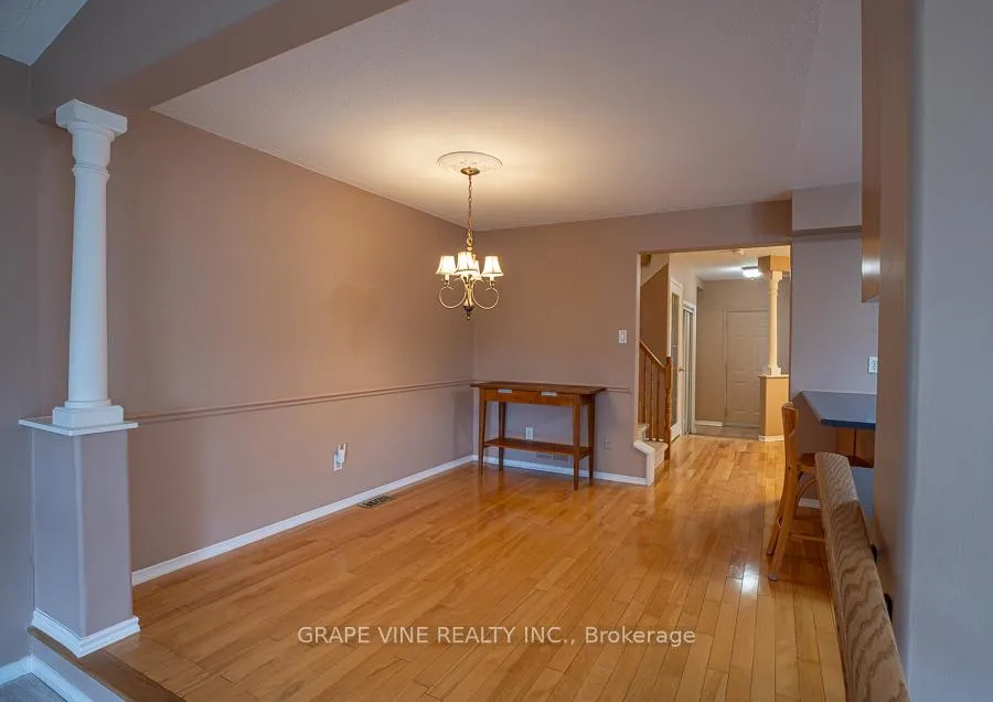 Photo 7 of 1 Newcastle Avenue, Ottawa, Kanata - Morgan's Grant/South March — HOMEH