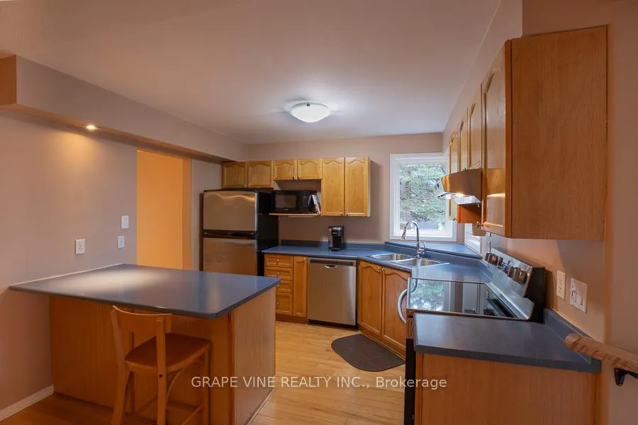 Photo 11 of 1 Newcastle Avenue, Ottawa, Kanata - Morgan's Grant/South March — HOMEH