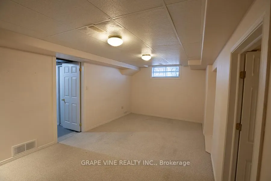 Photo 35 of 1 Newcastle Avenue, Ottawa, Kanata - Morgan's Grant/South March — HOMEH
