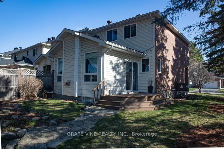 Photo 42 of 1 Newcastle Avenue, Ottawa, Kanata - Morgan's Grant/South March — HOMEH
