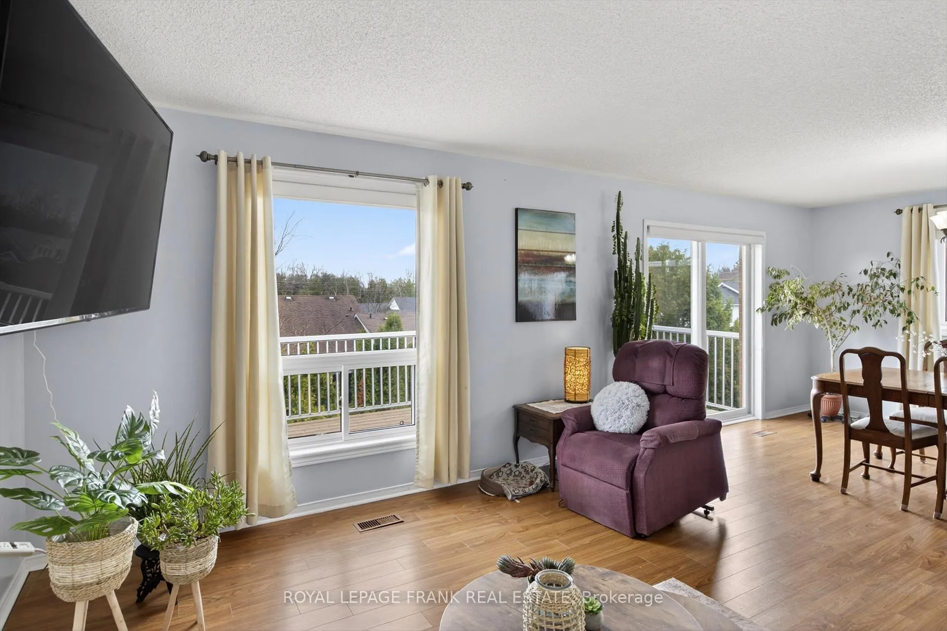 Photo 17 of 1345 Eagle Crescent, Peterborough, Monaghan Ward 2 — HOMEH