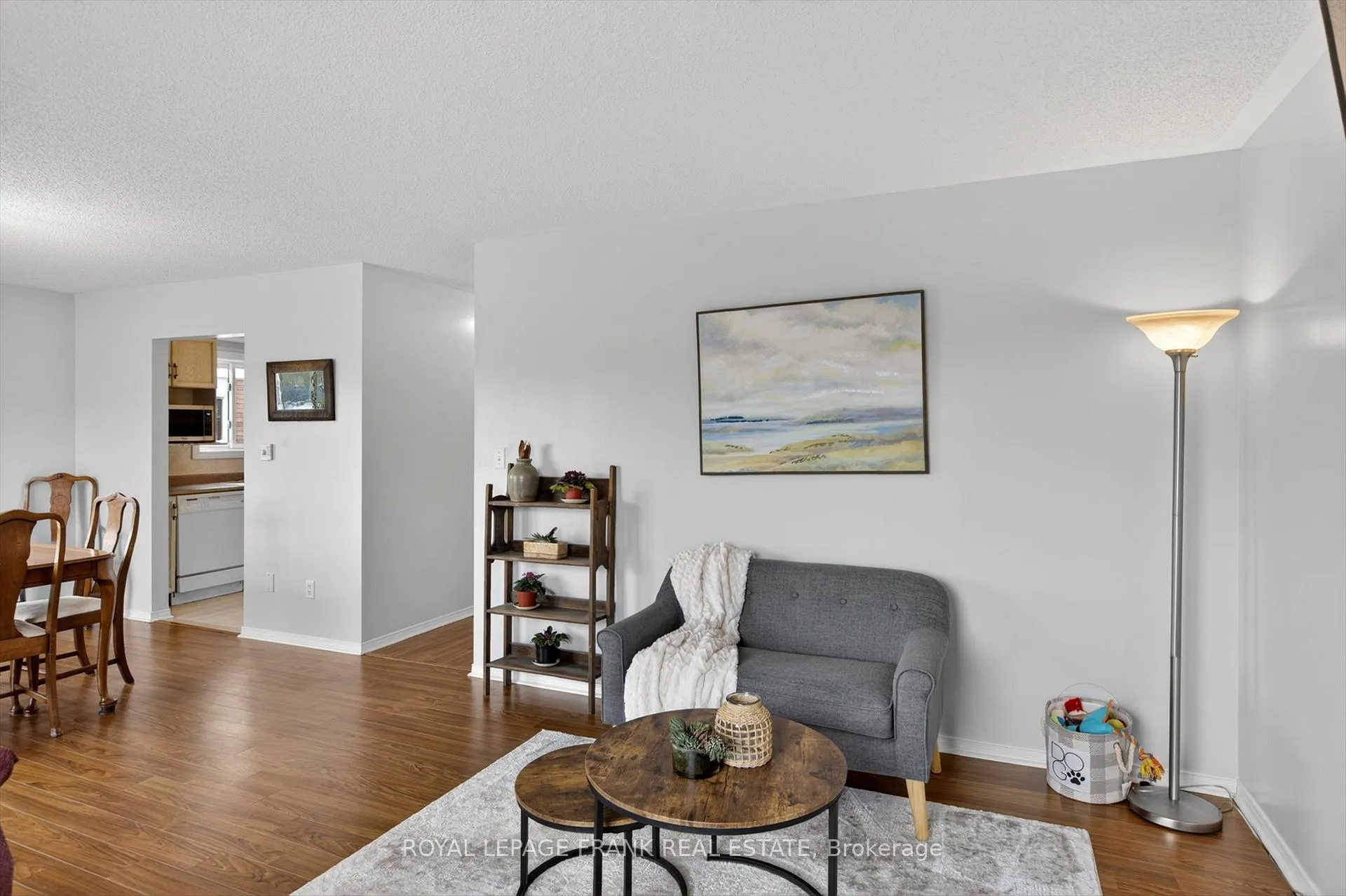 Photo 18 of 1345 Eagle Crescent, Peterborough, Monaghan Ward 2 — HOMEH