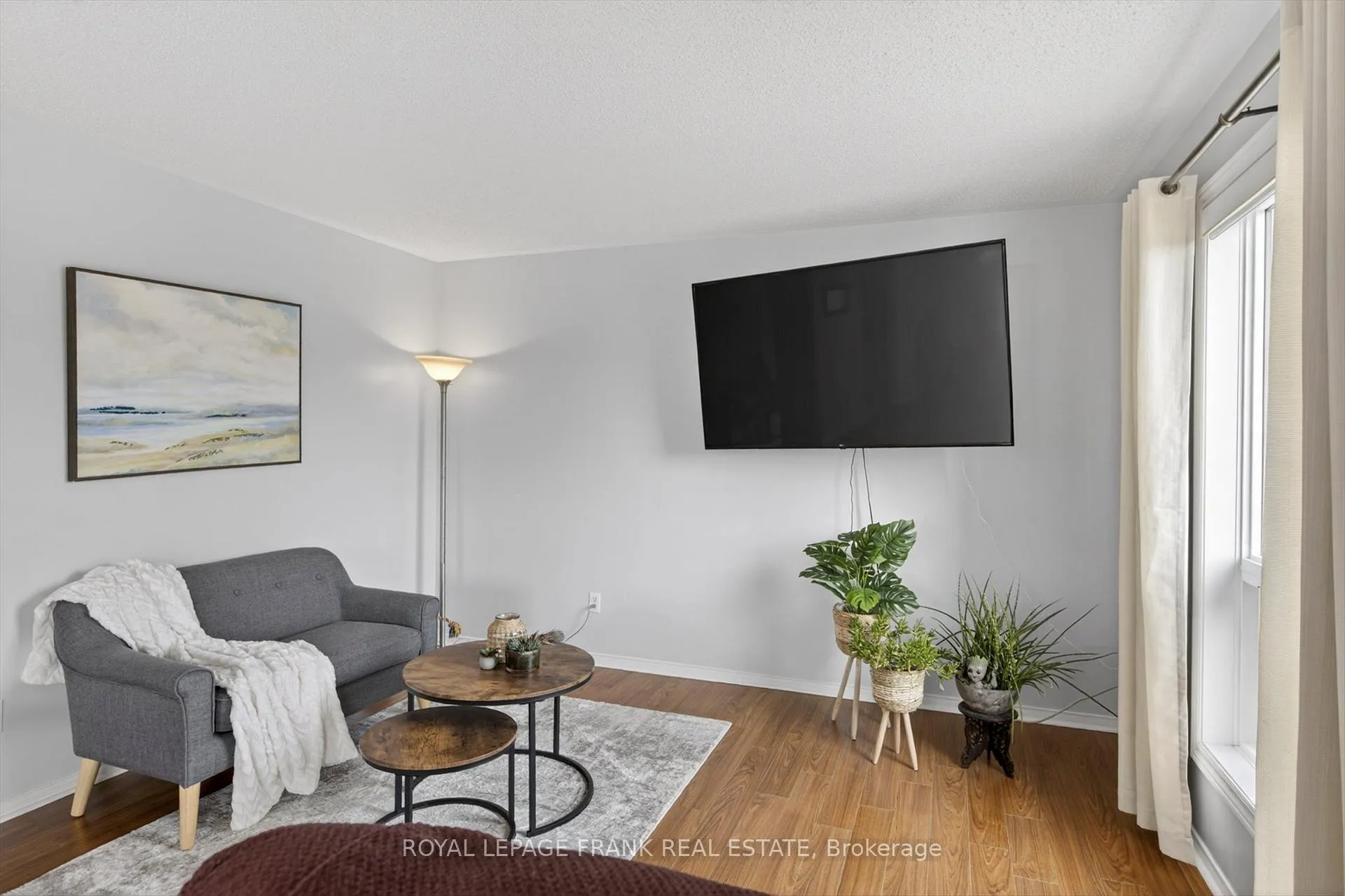 Photo 19 of 1345 Eagle Crescent, Peterborough, Monaghan Ward 2 — HOMEH