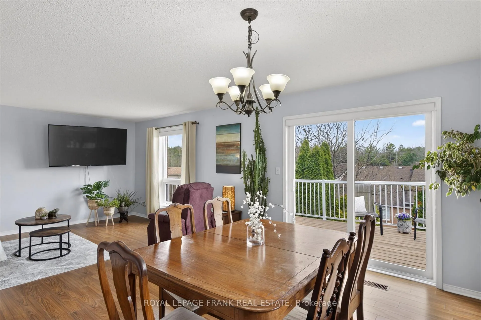 Photo 22 of 1345 Eagle Crescent, Peterborough, Monaghan Ward 2 — HOMEH