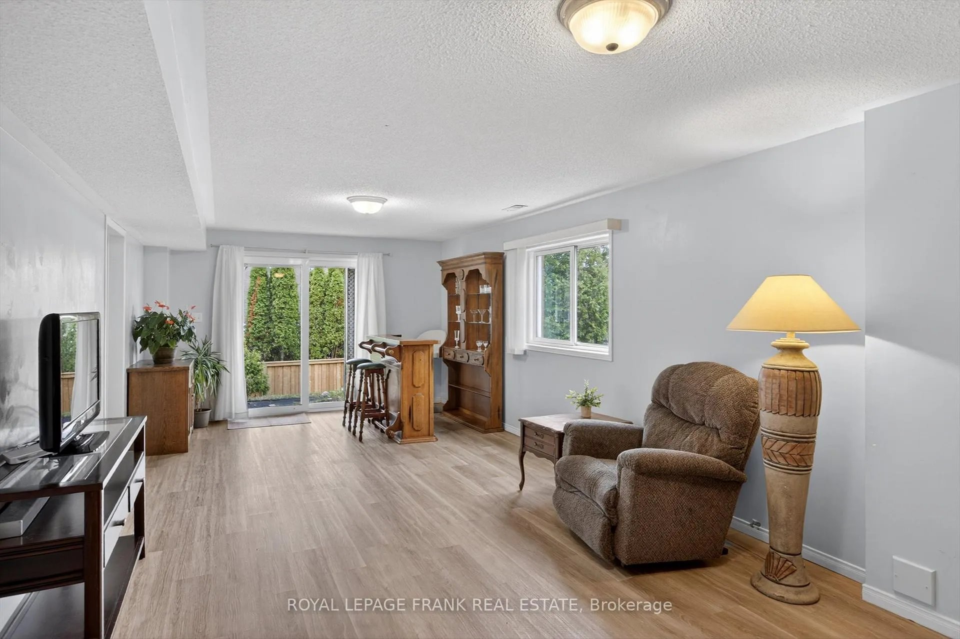 Photo 25 of 1345 Eagle Crescent, Peterborough, Monaghan Ward 2 — HOMEH