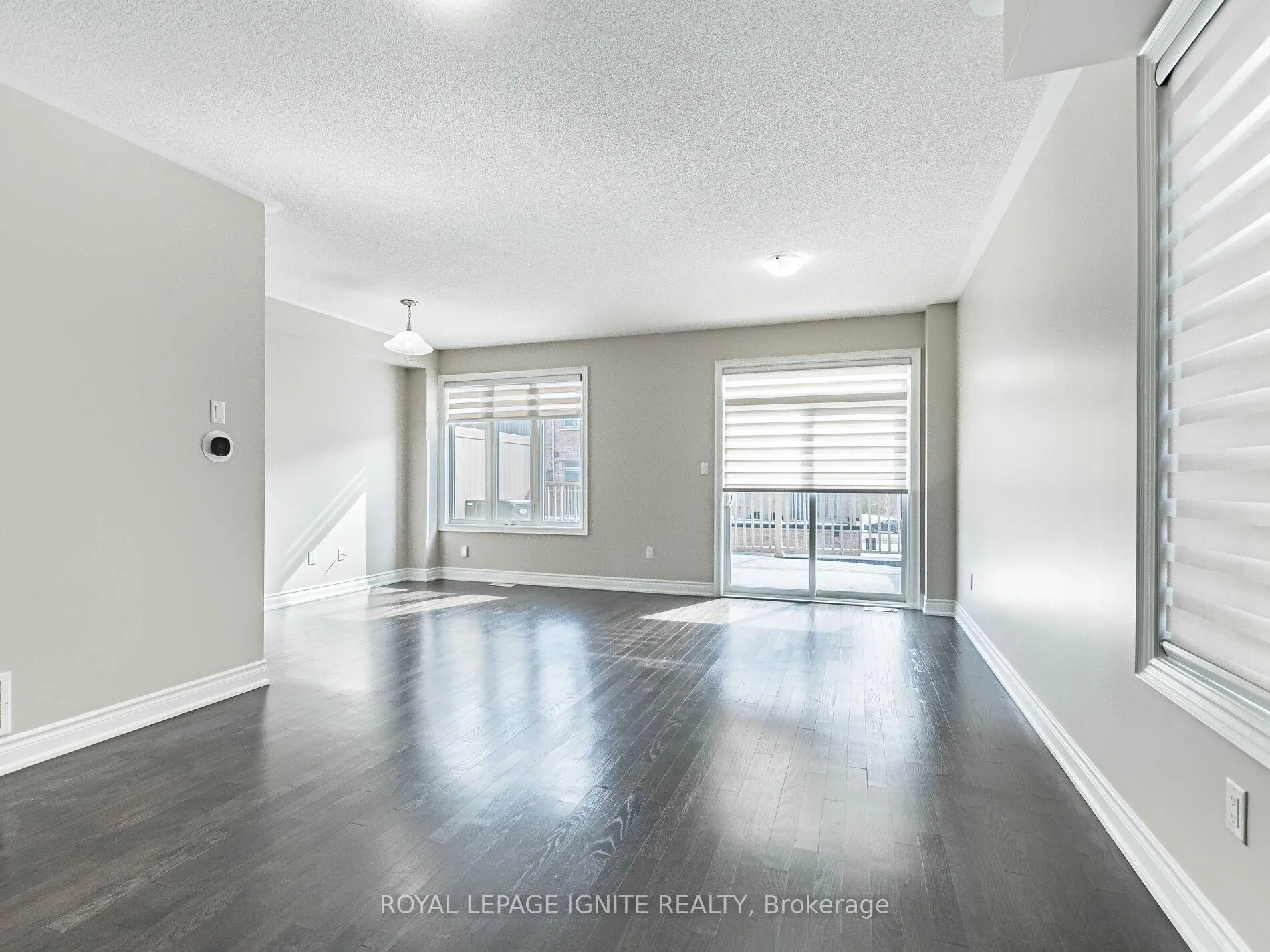 Photo 27 of 15 Temple Manor Road, Brampton, Bram West — HOMEH