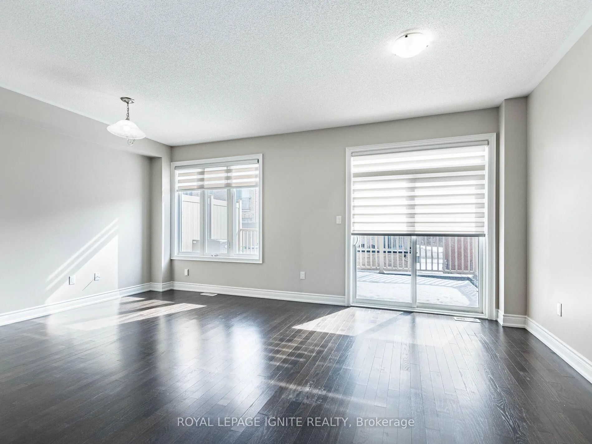Photo 28 of 15 Temple Manor Road, Brampton, Bram West — HOMEH