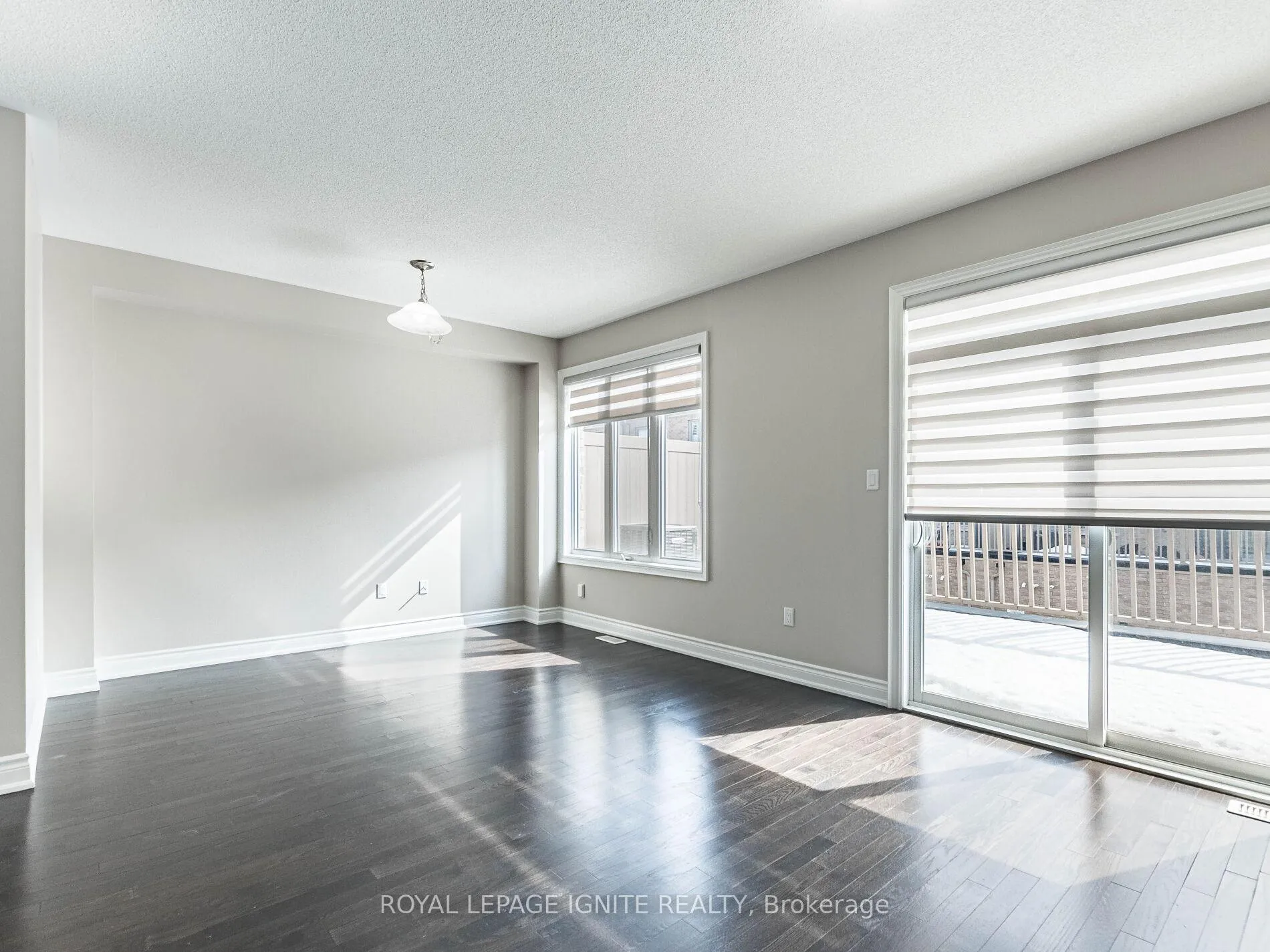 Photo 29 of 15 Temple Manor Road, Brampton, Bram West — HOMEH