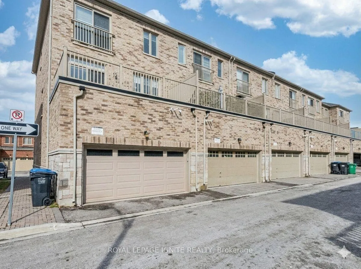 Photo 41 of 15 Temple Manor Road, Brampton, Bram West — HOMEH